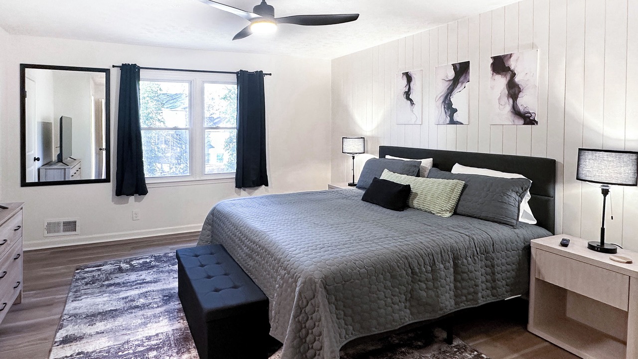 Photo of Bedroom in Lawrenceville