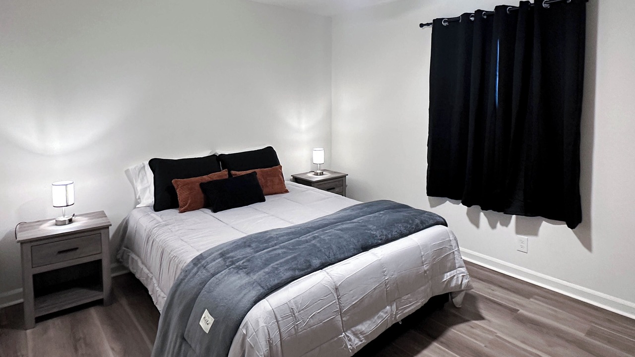 Photo of Bedroom in Lawrenceville