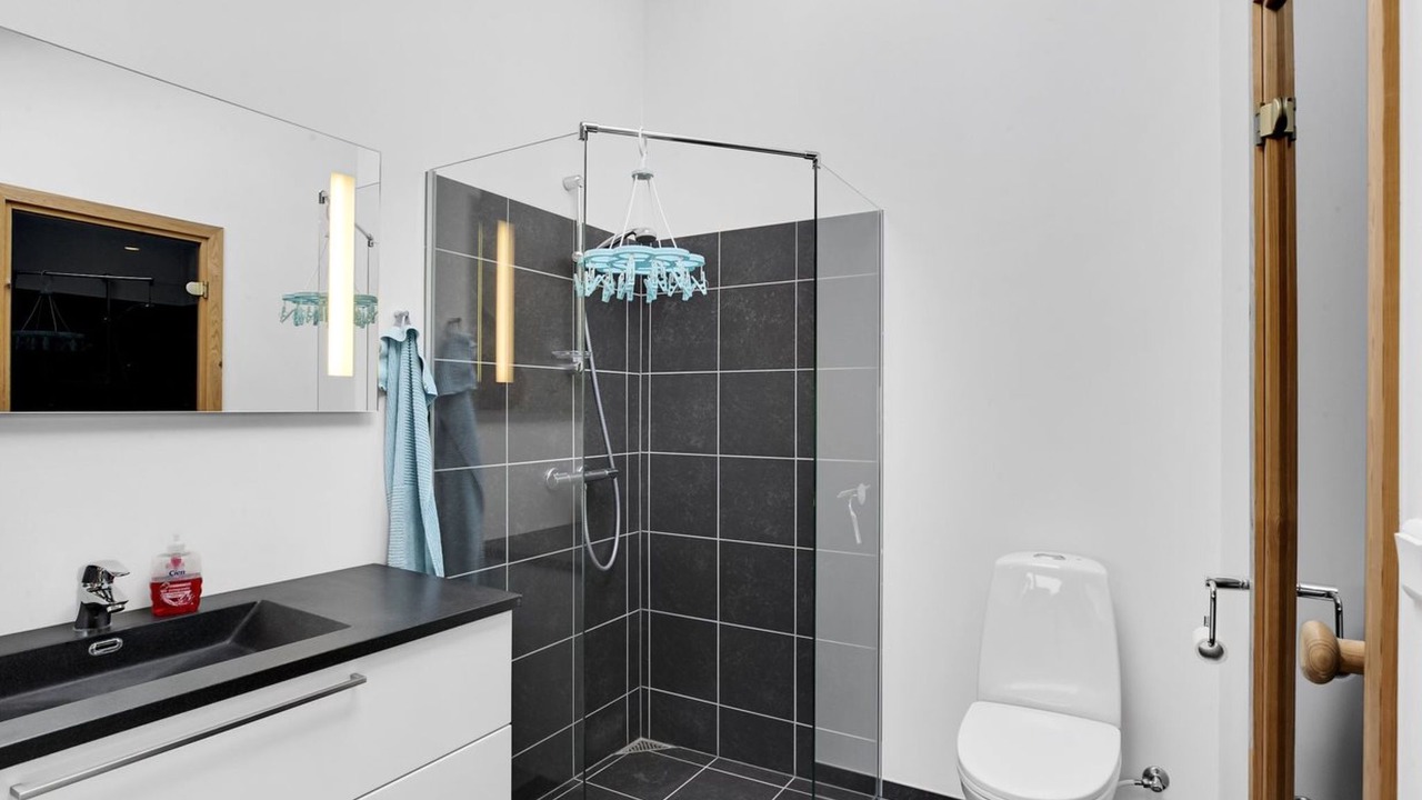Photo of Bathroom in Flovt Strand