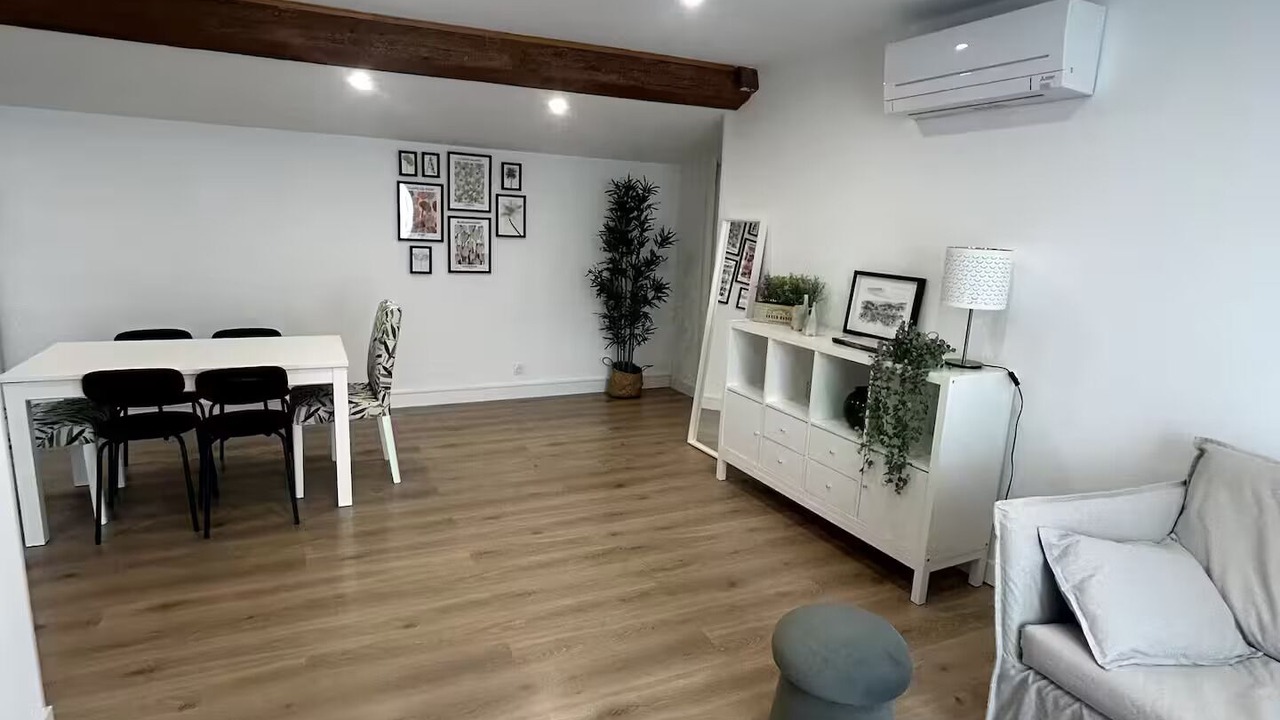 Photo of Livingroom in Mirepoix