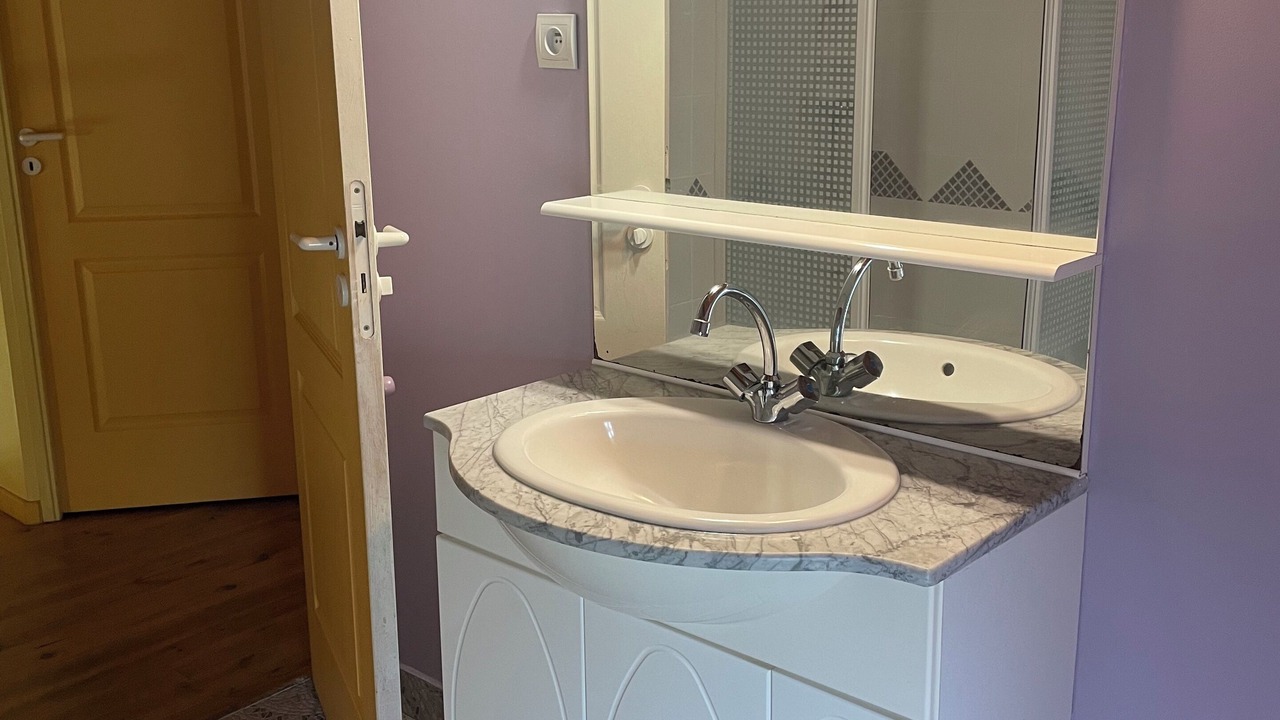 Photo of Bathroom in Bias