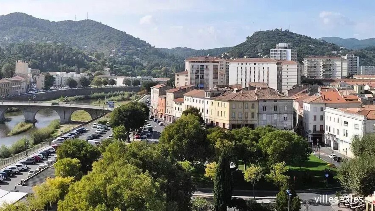 Photo of Others in Cendras