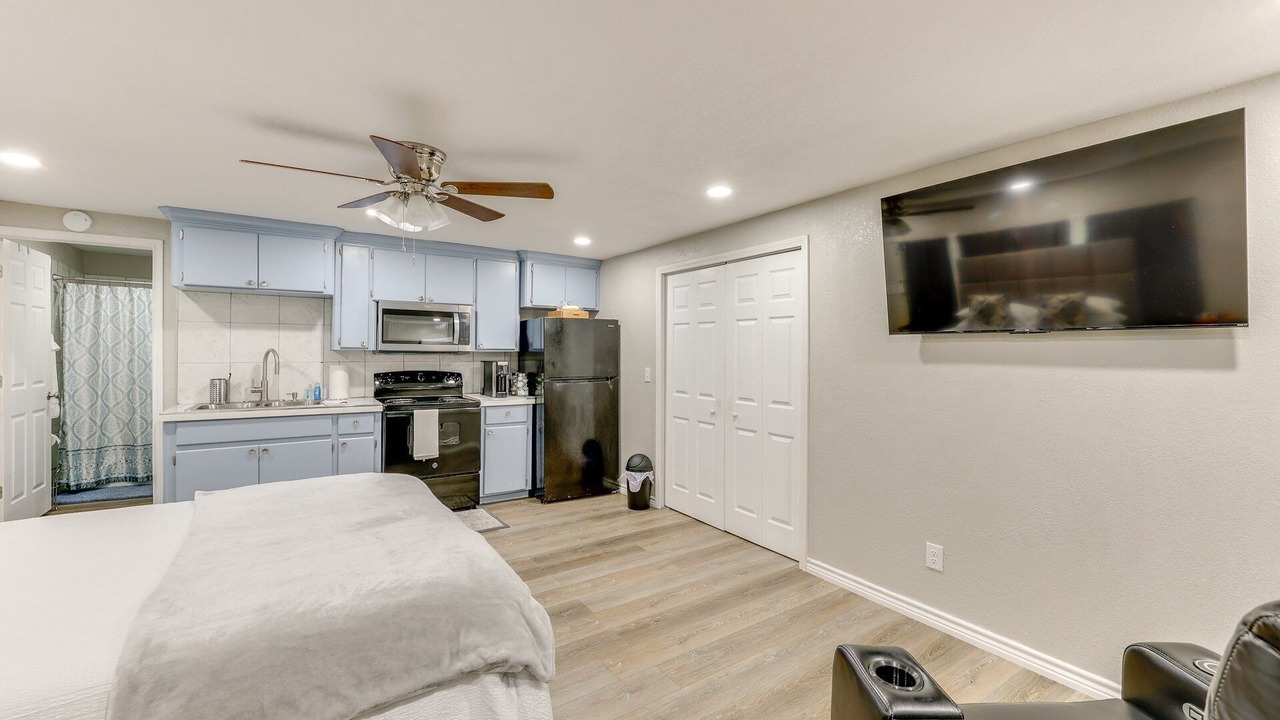 Photo of Bedroom in New Boston