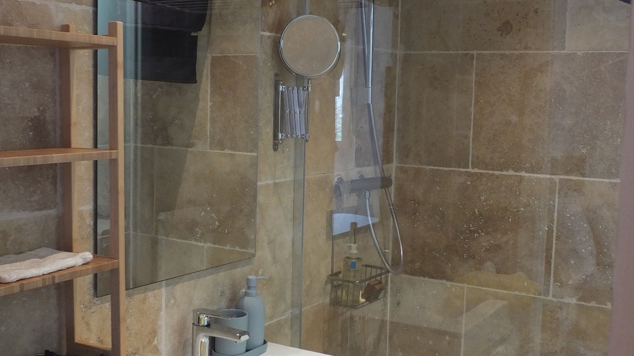 Photo of Bathroom in Valognes