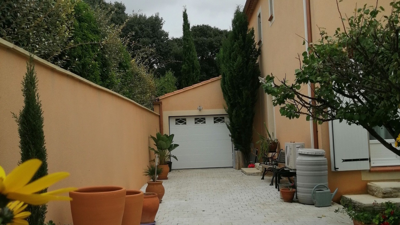 Photo of Outdoor in Serignan-du-Comtat