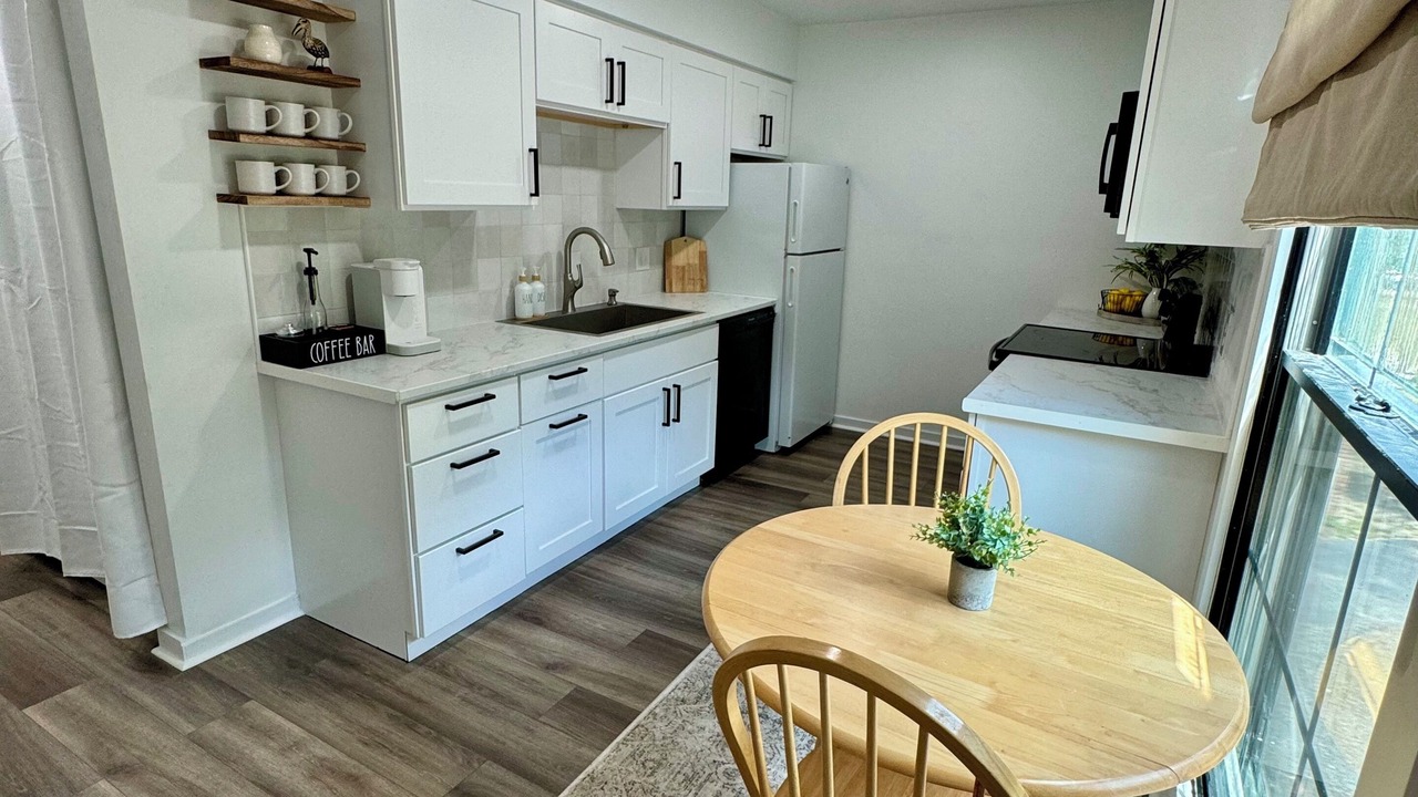 Photo of Kitchen in Bell