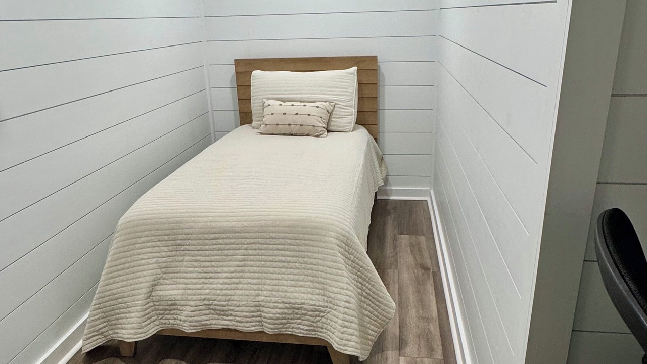 Photo of Bedroom in Bell