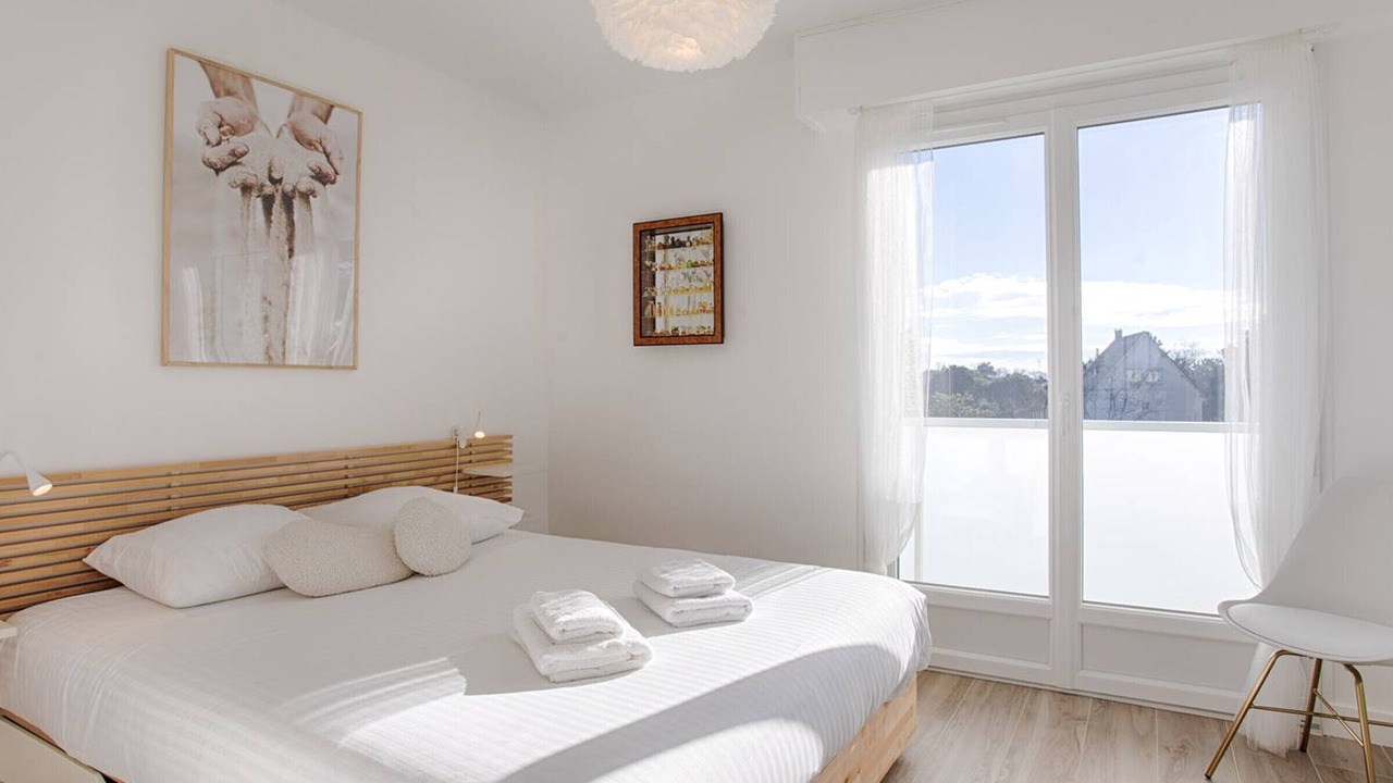 Photo of Bedroom in Le Home