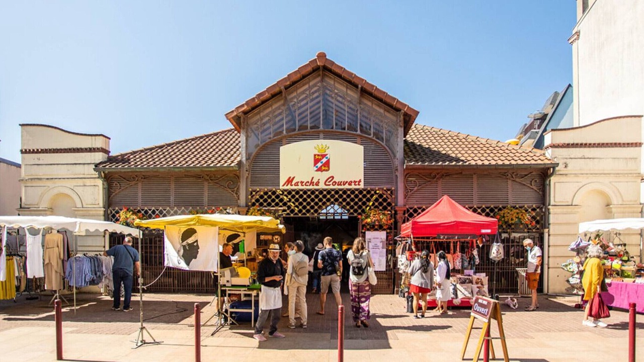 Photo of Others in Le Home