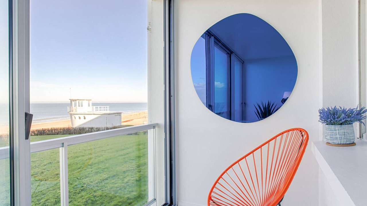 Photo of Others in Le Home