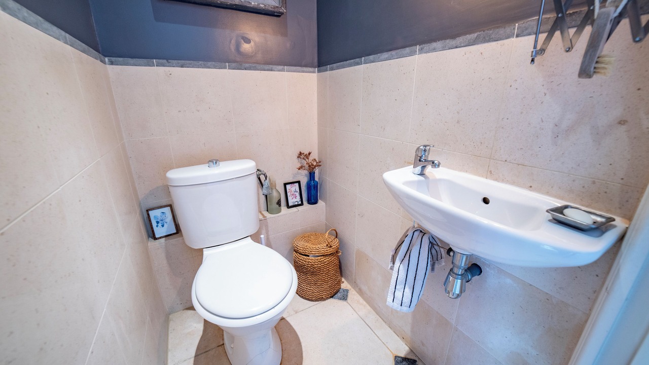 Photo of Bathroom in Garches
