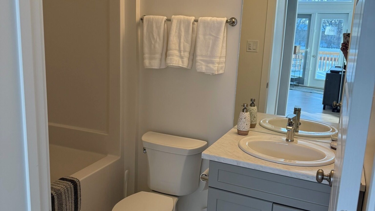 Photo of Bathroom in Dunnottar