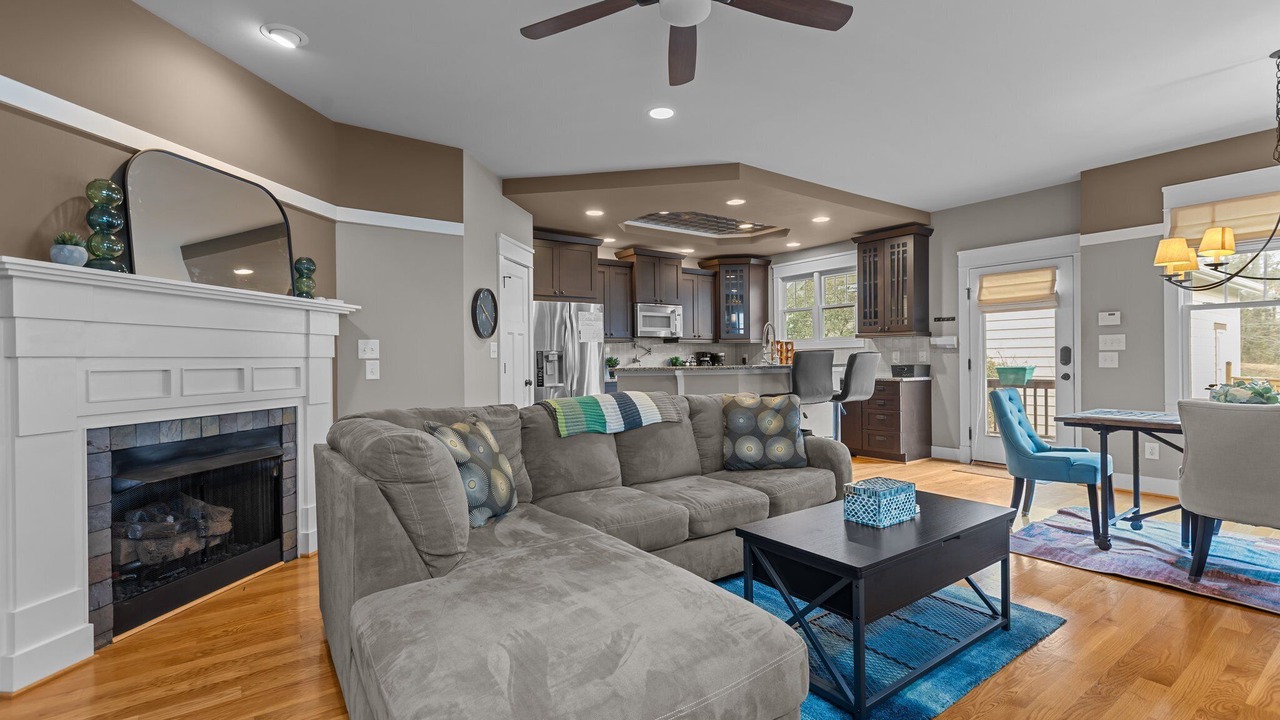 Photo of Livingroom in Durham