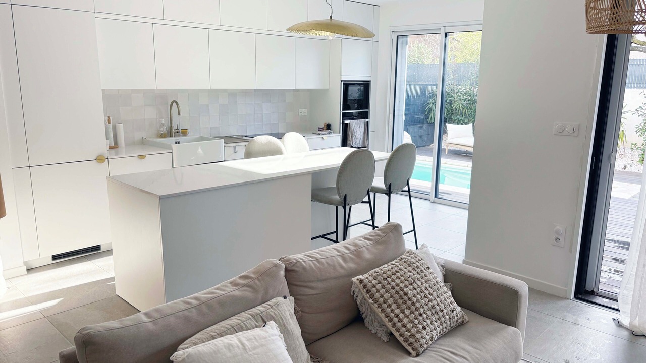 Photo of Livingroom in Aiguerelles