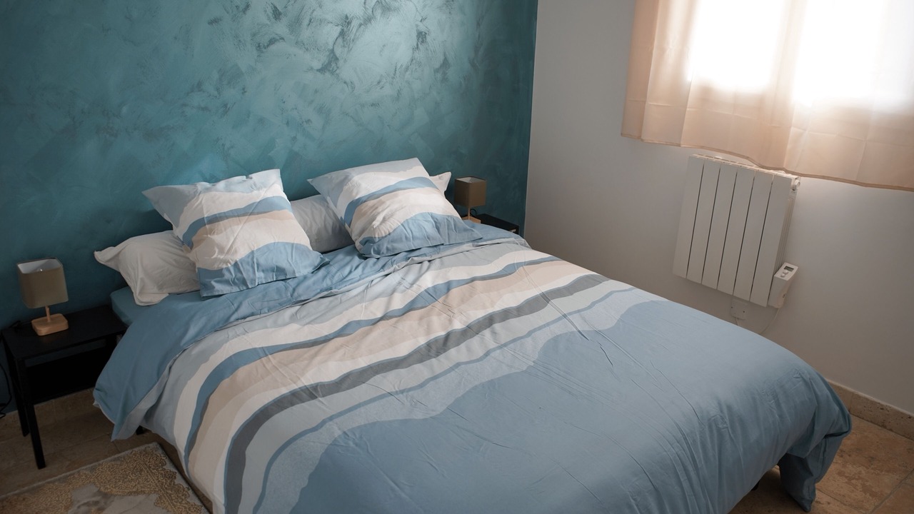 Photo of Bedroom in Sorgues