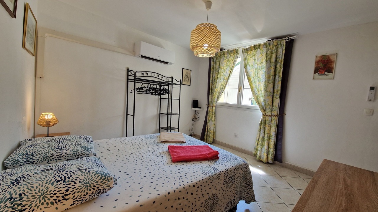 Photo of Bedroom in Sommieres