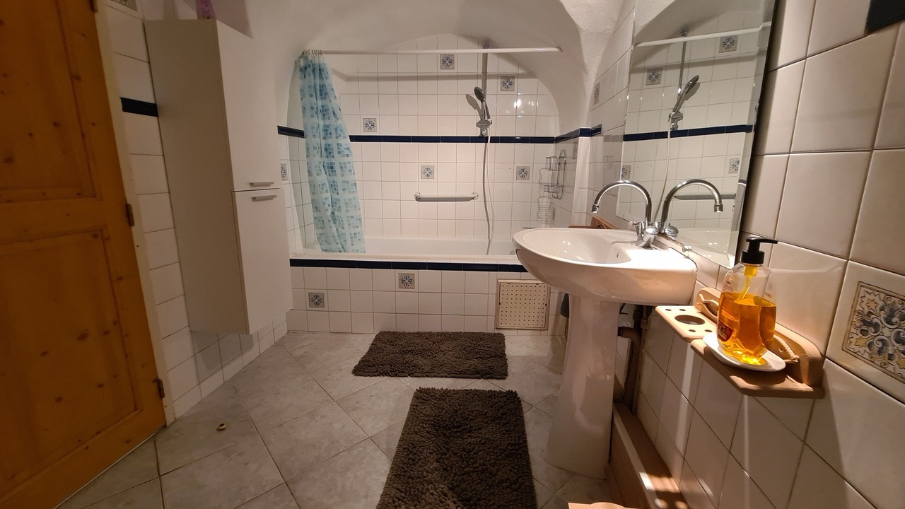 Photo of Bathroom in Sommieres