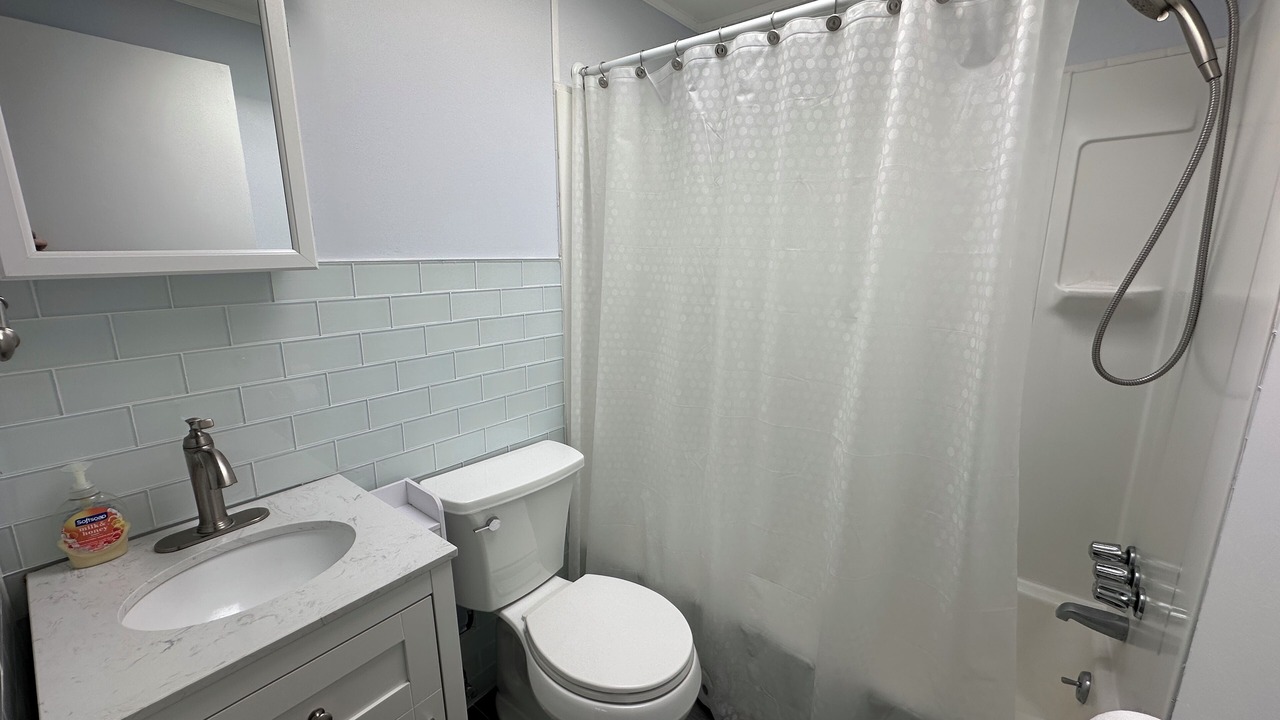 Photo of Bathroom in South Beach Haven