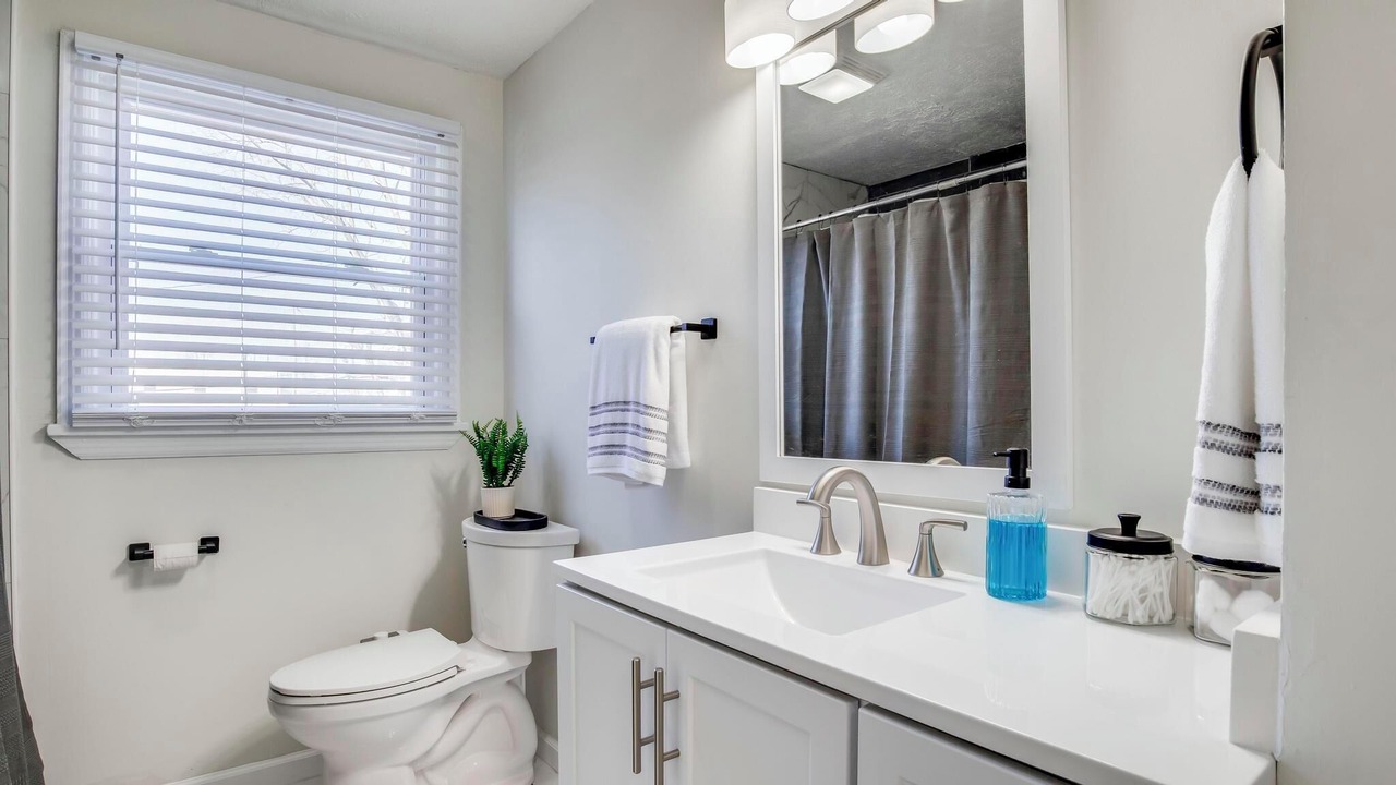 Photo of Bathroom in Buechel
