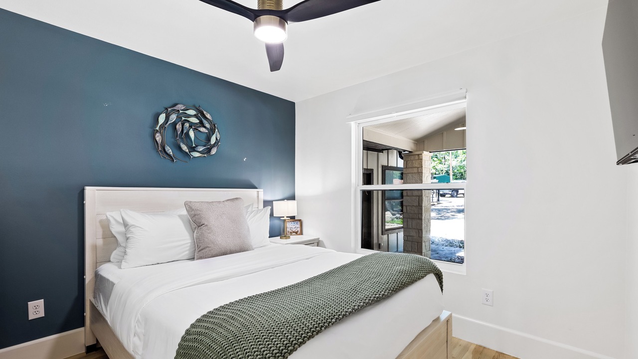 Photo of Bedroom in Tool