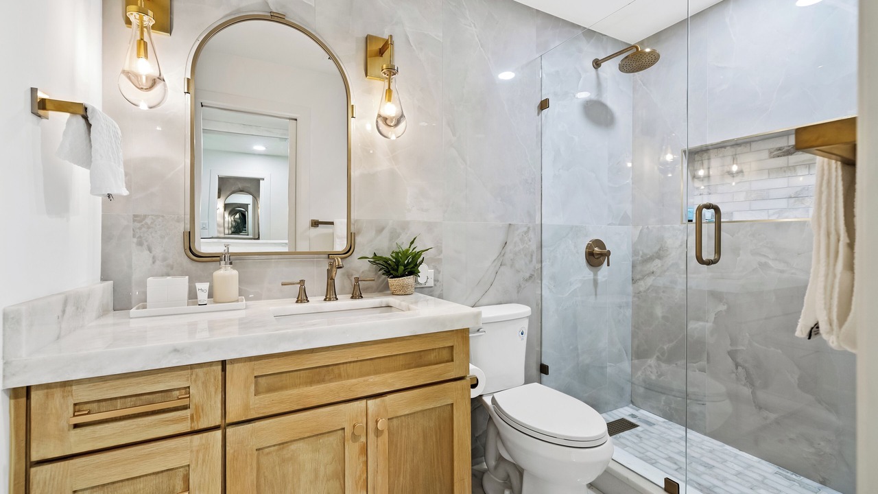 Photo of Bathroom in Tool