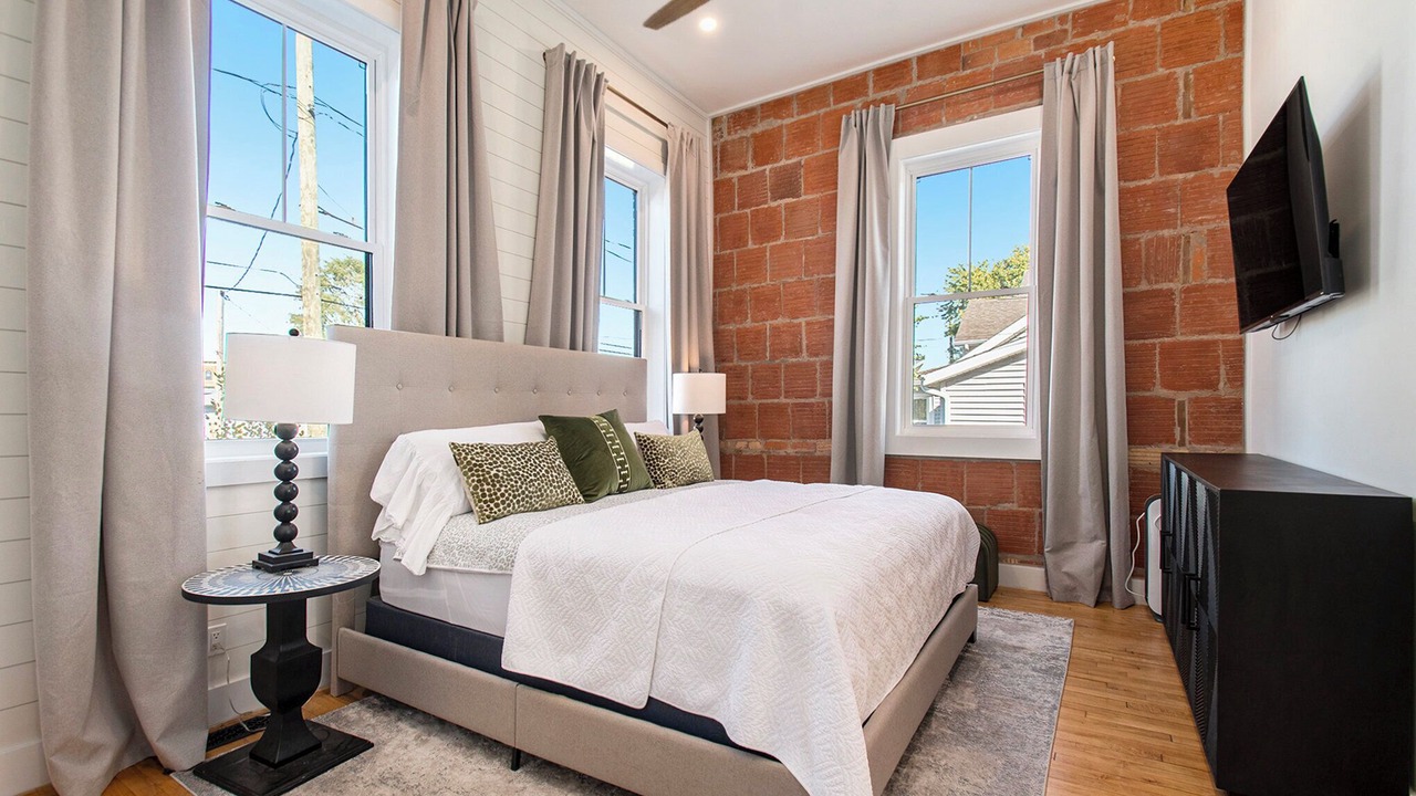 Photo of Bedroom in Three Oaks