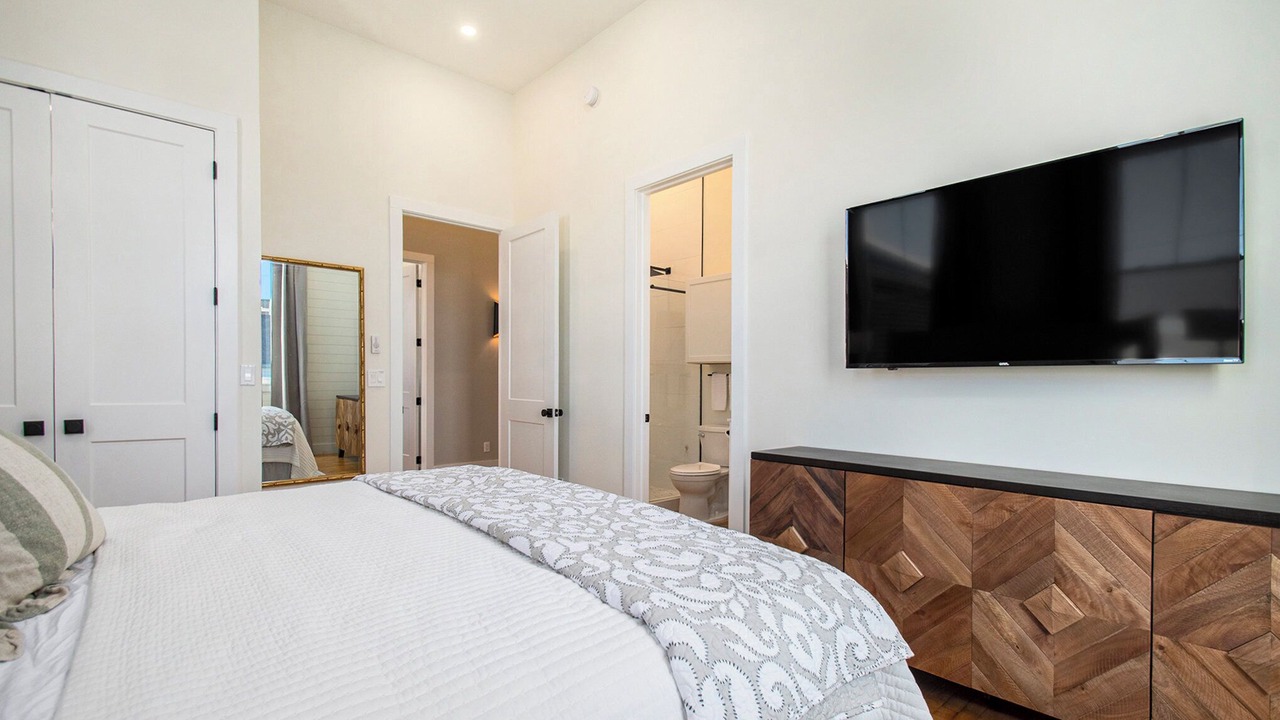 Photo of Bedroom in Three Oaks