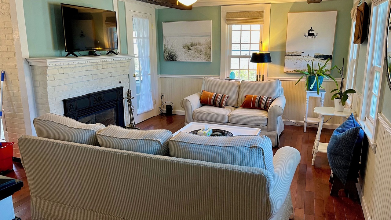 Photo of Livingroom in Dennis Port