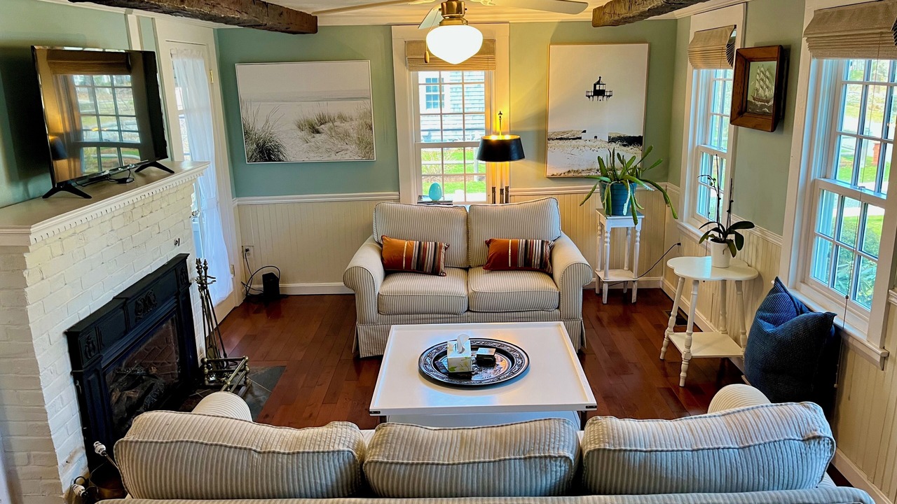 Photo of Livingroom in Dennis Port