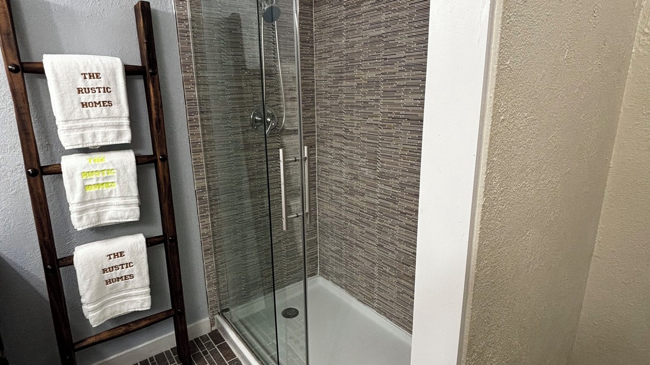 Photo of Bathroom in Bonanza