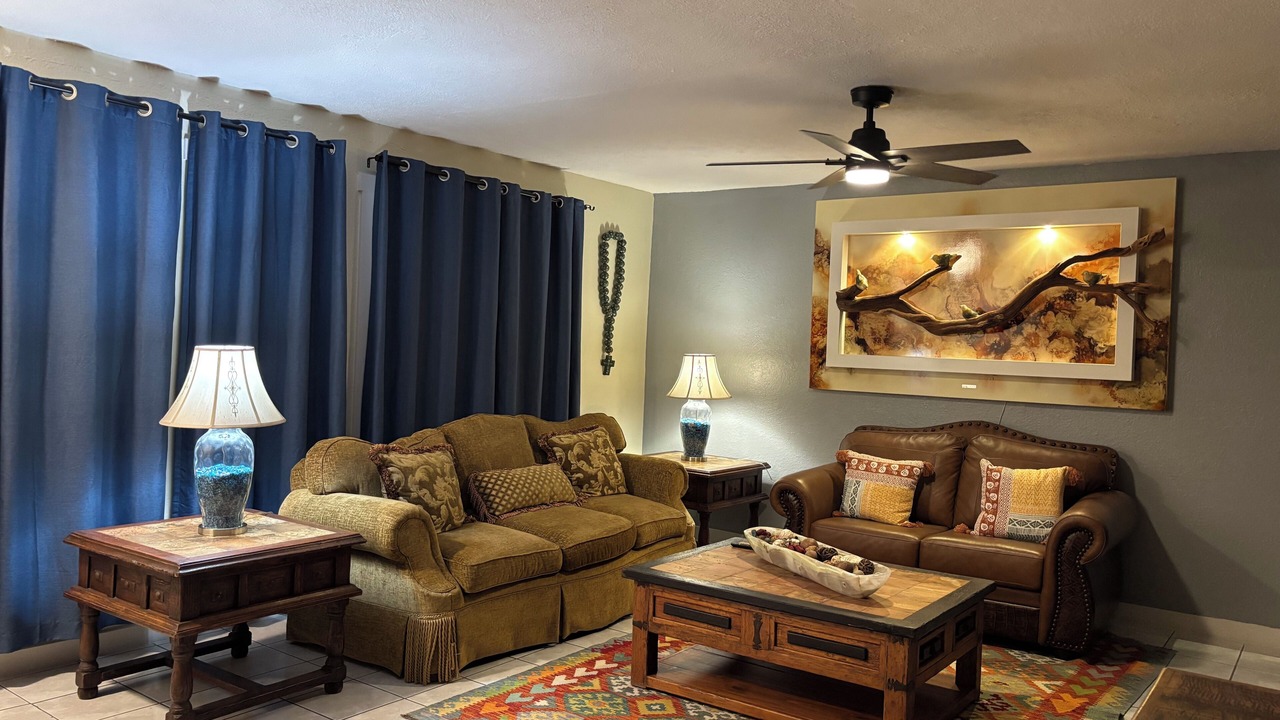 Photo of Livingroom in Bonanza