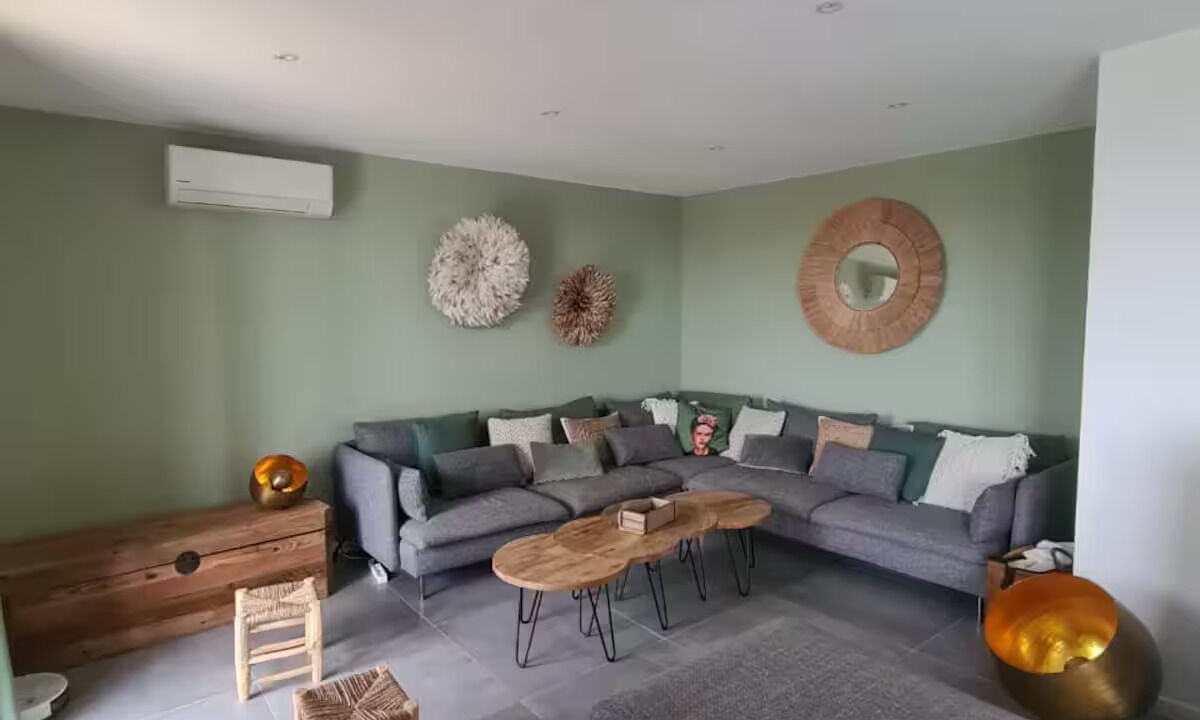 Photo of Livingroom in Barjac