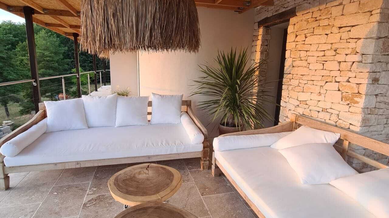 Photo of Patio Balcony in Barjac