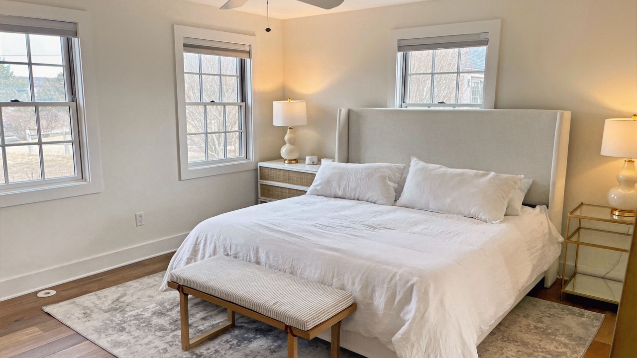 Photo of Bedroom in West of Town