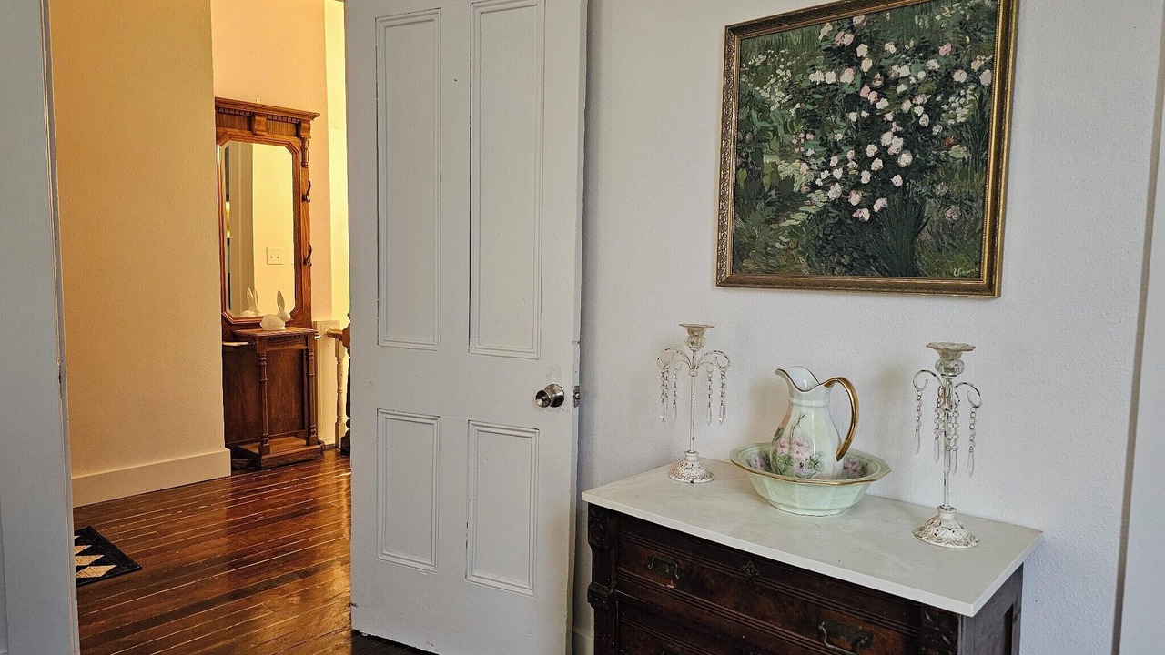 Photo of Bedroom in Independence