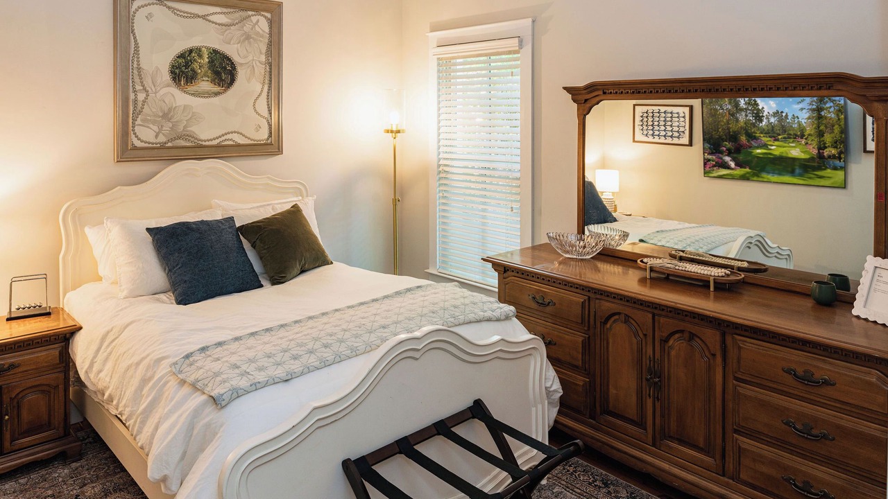Photo of Bedroom in Hammond's Ferry