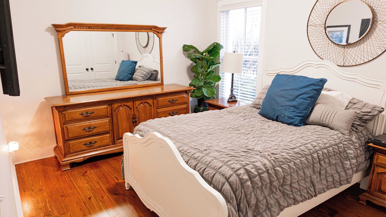 Photo of Bedroom in Hammond's Ferry
