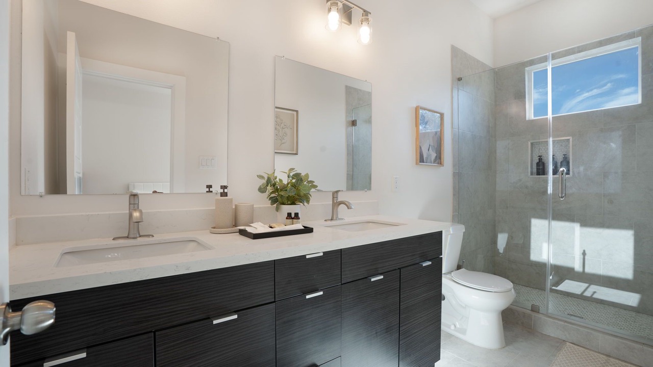 Photo of Bathroom in Greater East End