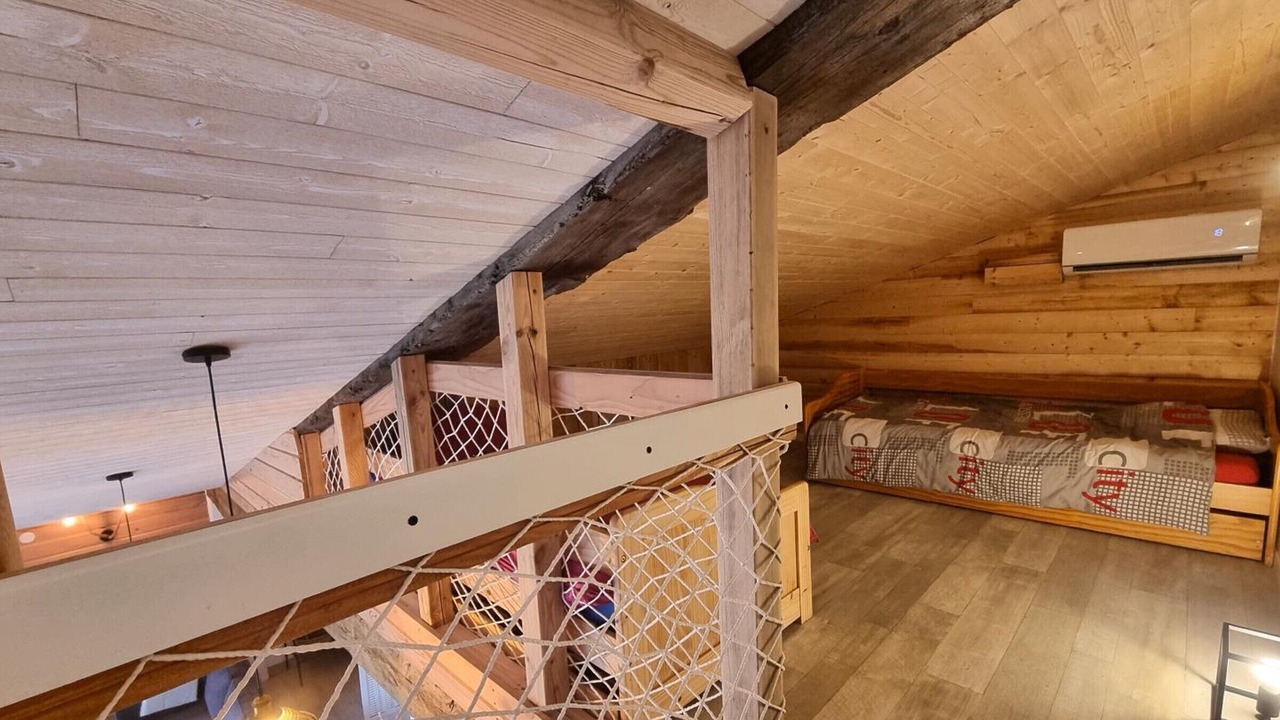 Photo of Bedroom in Pouilly-les-Feurs