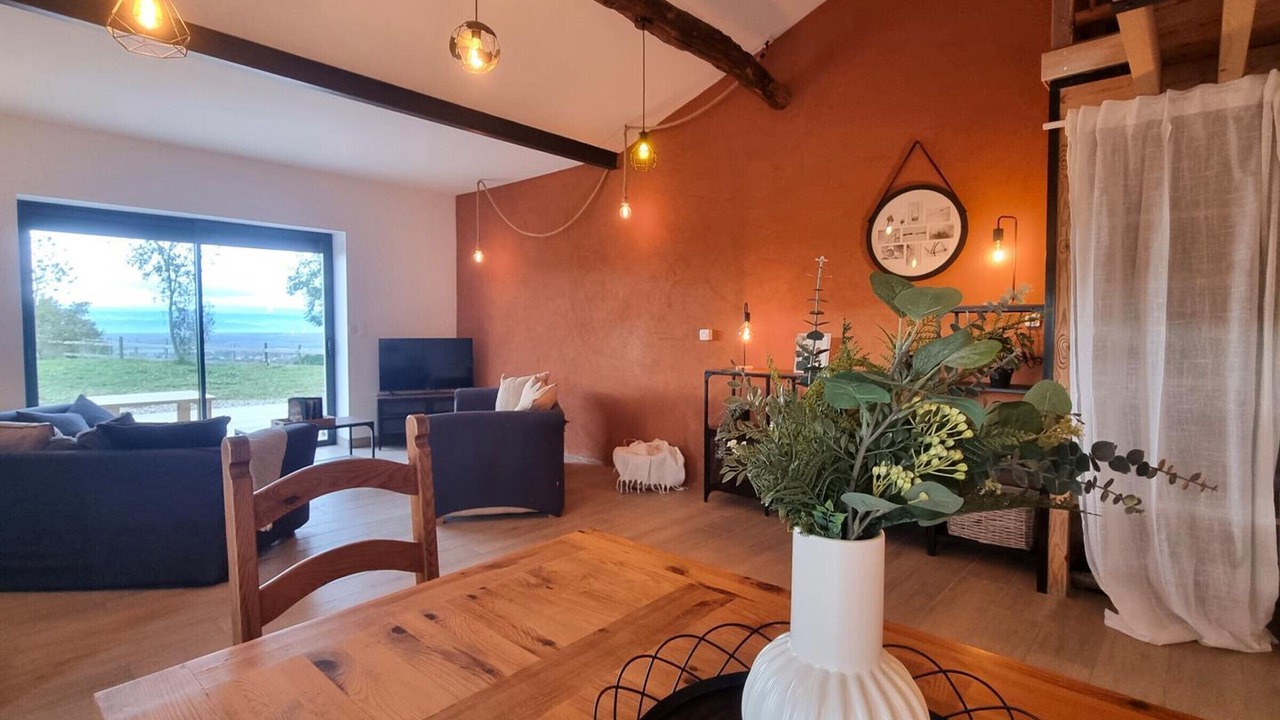 Photo of Livingroom in Pouilly-les-Feurs