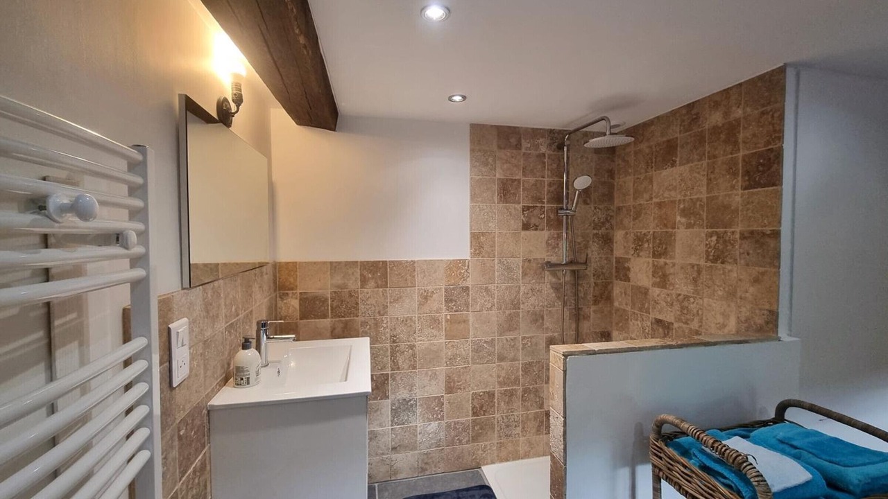 Photo of Bathroom in Pouilly-les-Feurs