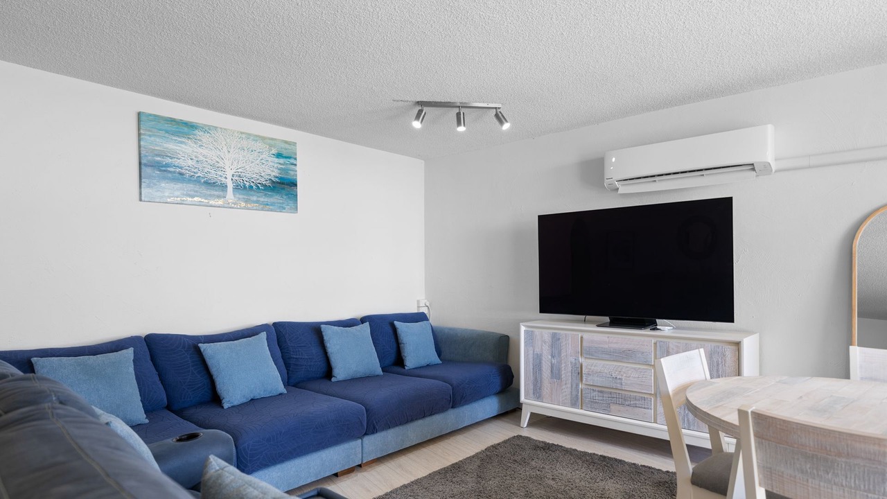 Photo of Livingroom in Glenelg