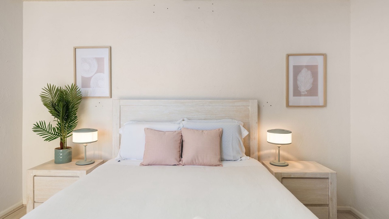 Photo of Bedroom in Glenelg