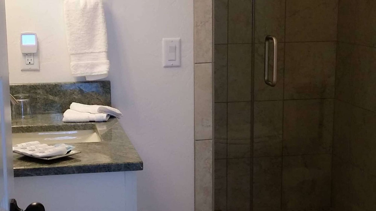 Photo of Bathroom in Crescent City North