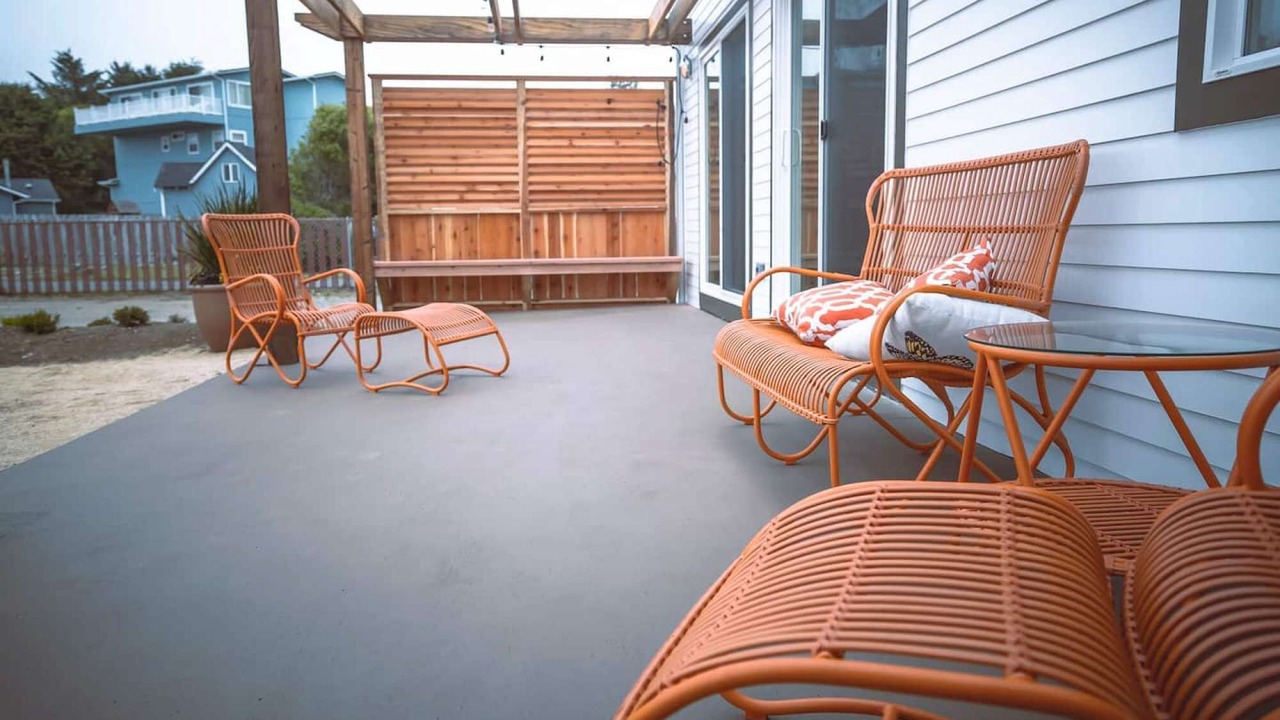 Photo of Patio Balcony in Crescent City North