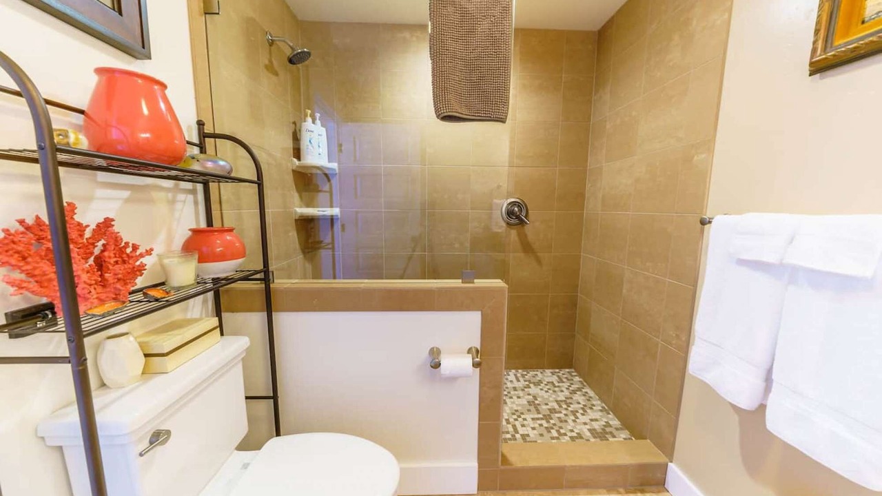 Photo of Bathroom in Crescent City North