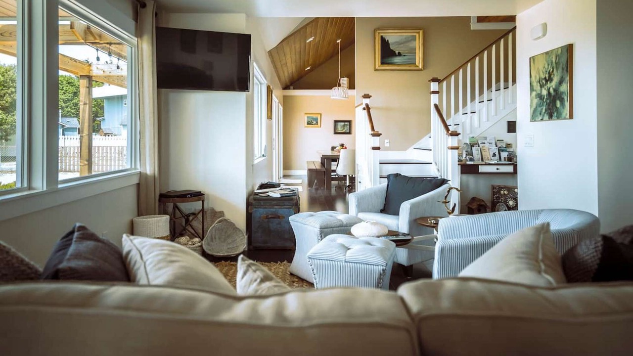 Photo of Livingroom in Crescent City North