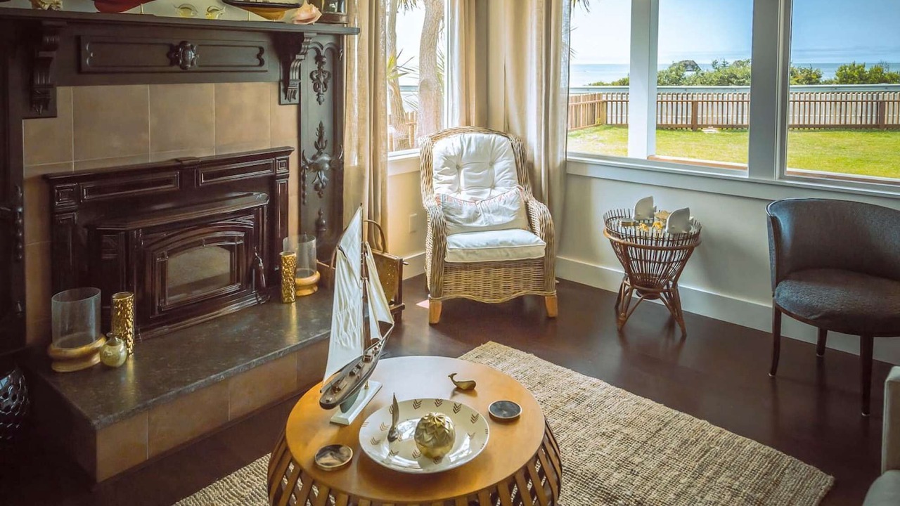 Photo of Livingroom in Crescent City North