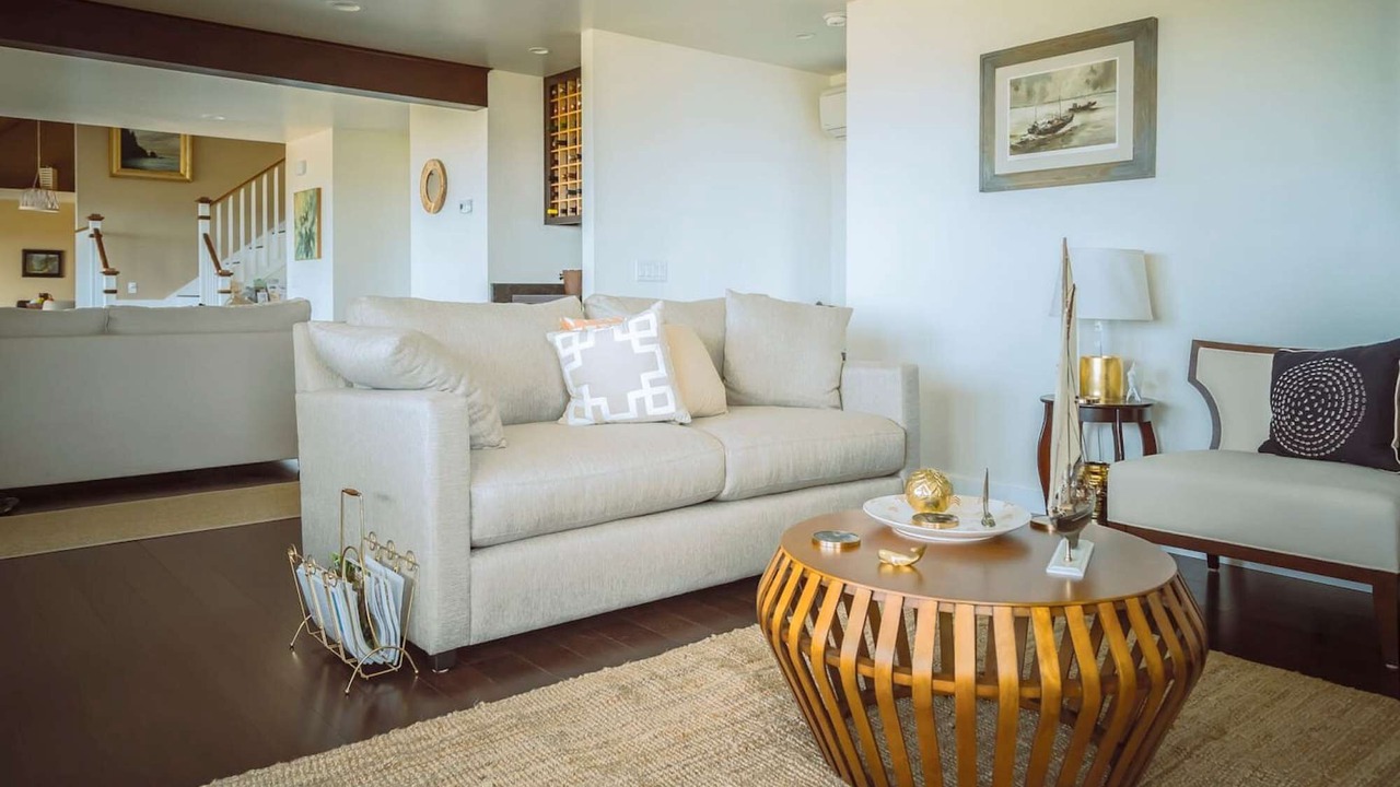 Photo of Livingroom in Crescent City North