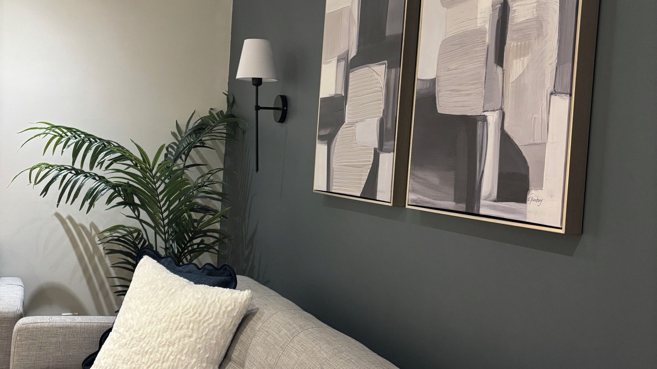 Photo of Livingroom in Milton